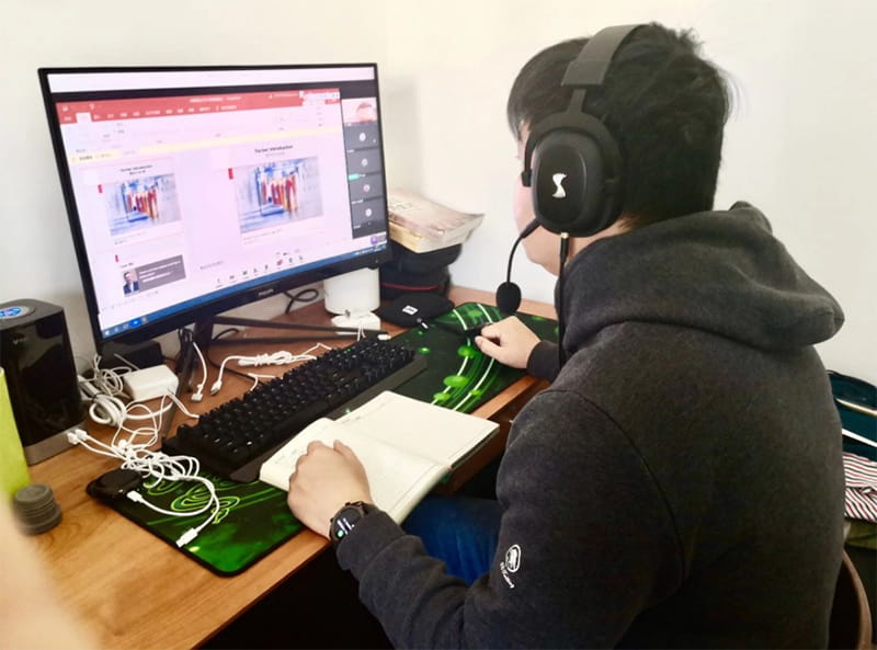 厉兵秣马，踔厉奋发