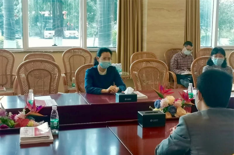 企业暖春行动会议