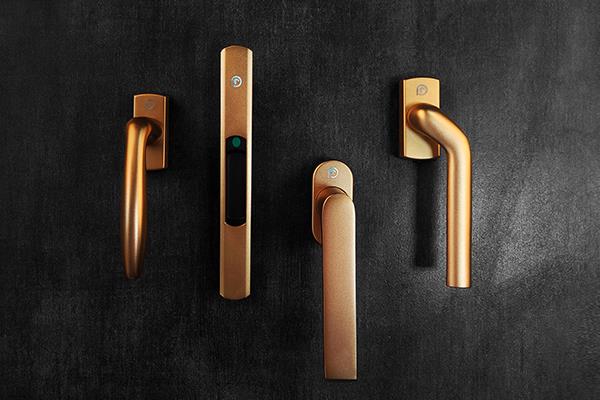 门窗五金件：无基座和有基座执手哪个好？